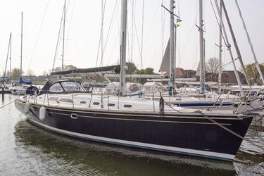 48' Catalina 2006 Yacht For Sale